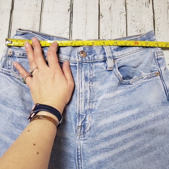 AE Highest Rise 90s Boyfriend Jeans - Picture 4 of 16